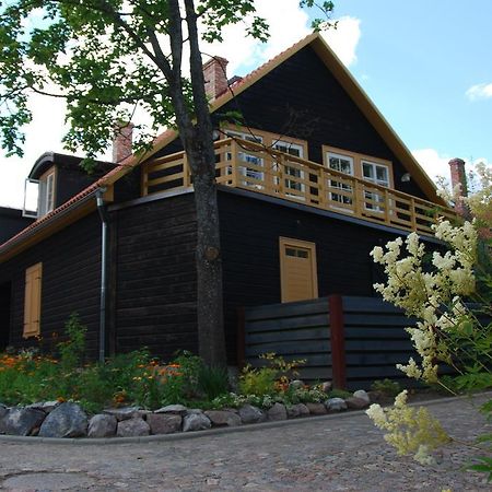 Saha Kluba Apartamenti Kuldīga الغرفة الصورة